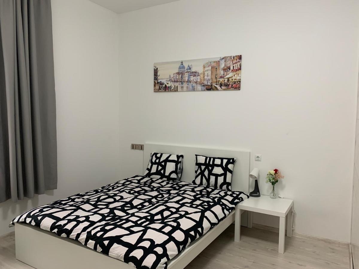 Smart Inn Рига Экстерьер фото